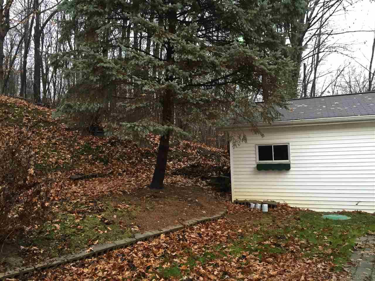 4008 Hunt Road Lapeer, MI 48446 - Photo 4 of 16