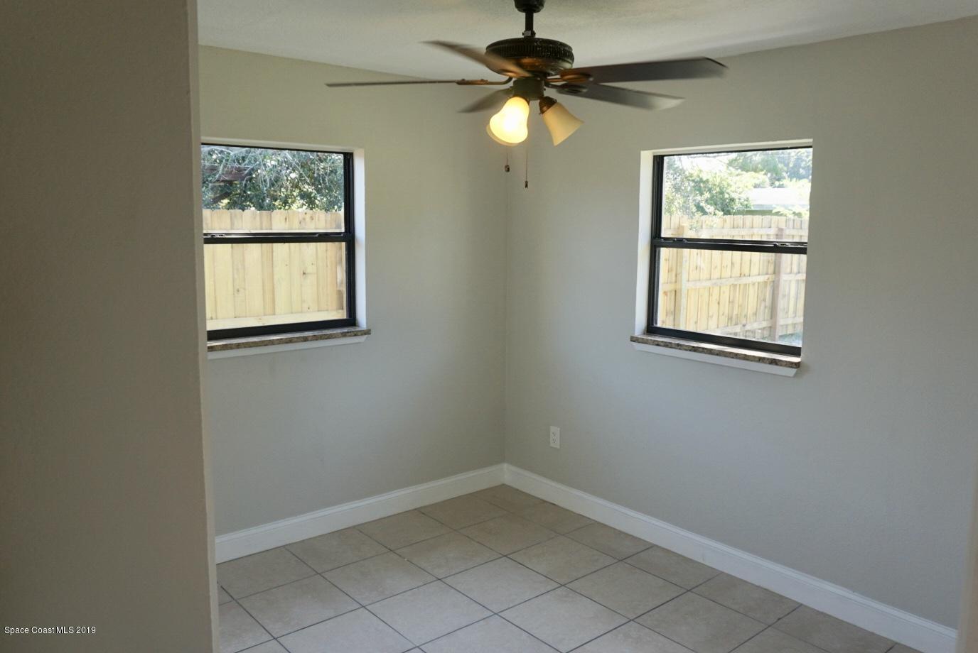 2043 Little John Road Melbourne, FL 32935 - Photo 11 of 30 LRG_DSC04681
