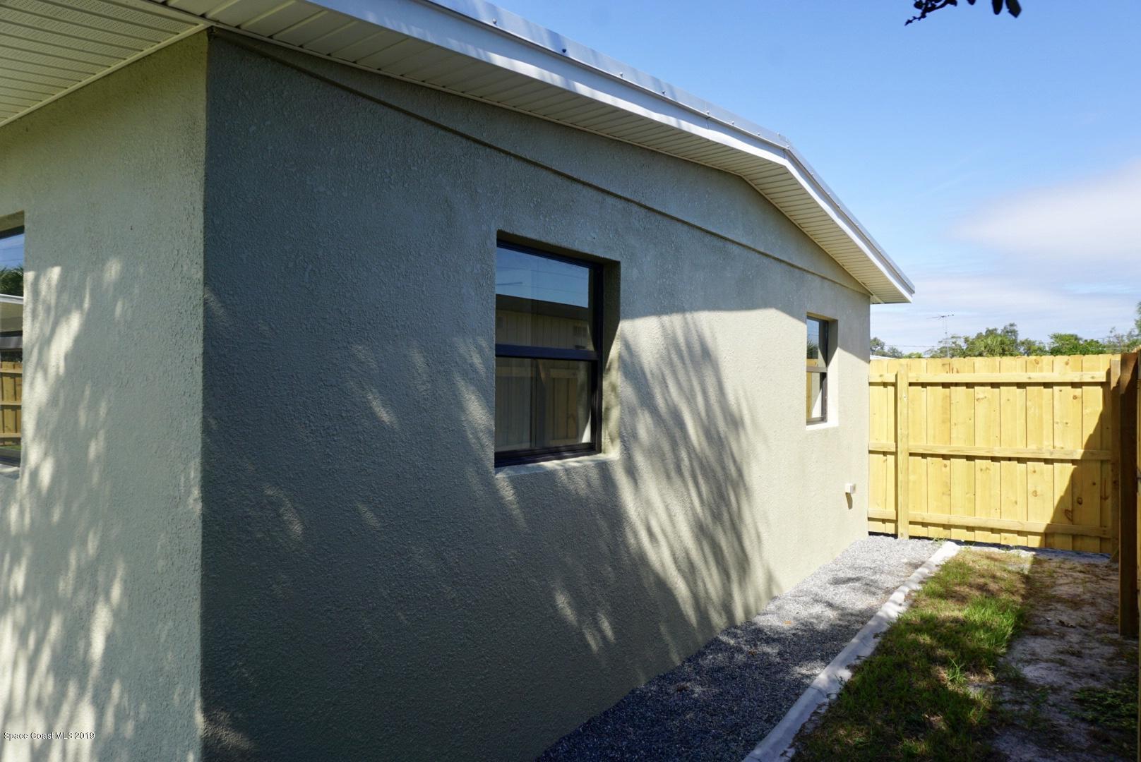 2043 Little John Road Melbourne, FL 32935 - Photo 18 of 30 LRG_DSC04701