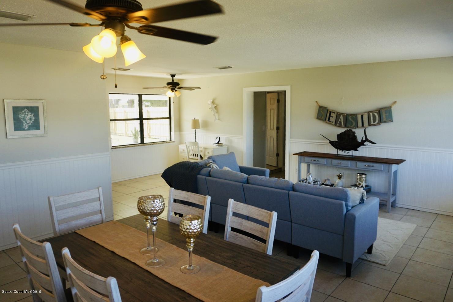 2043 Little John Road Melbourne, FL 32935 - Photo 4 of 30 LRG_DSC04676