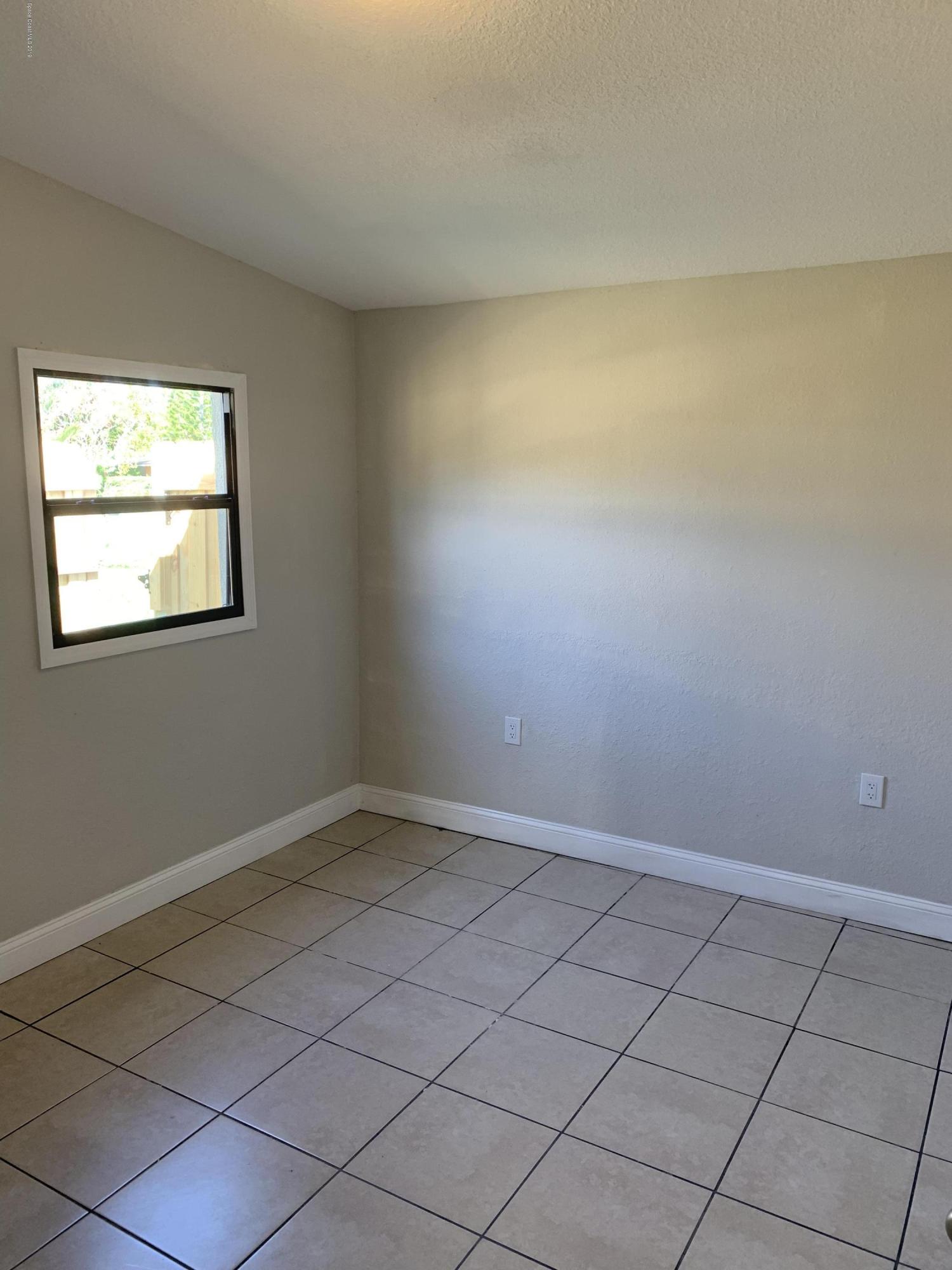 2043 Little John Road Melbourne, FL 32935 - Photo 10 of 30 IMG_3240