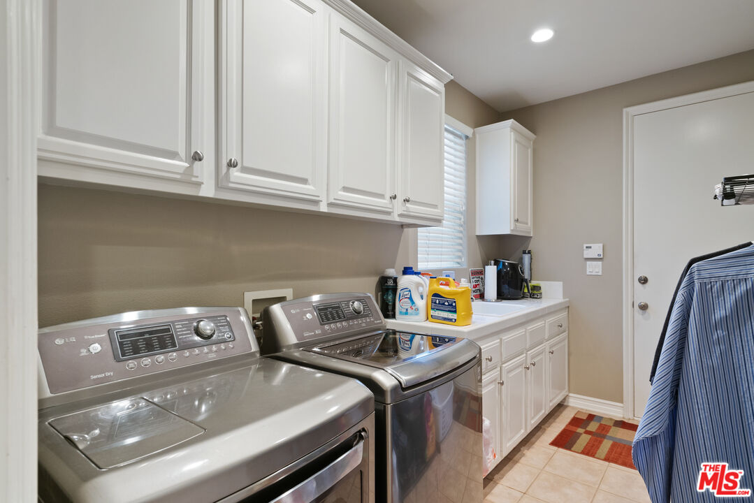 633 Noble Road Simi Valley, CA 93065 - Photo 18 of 30