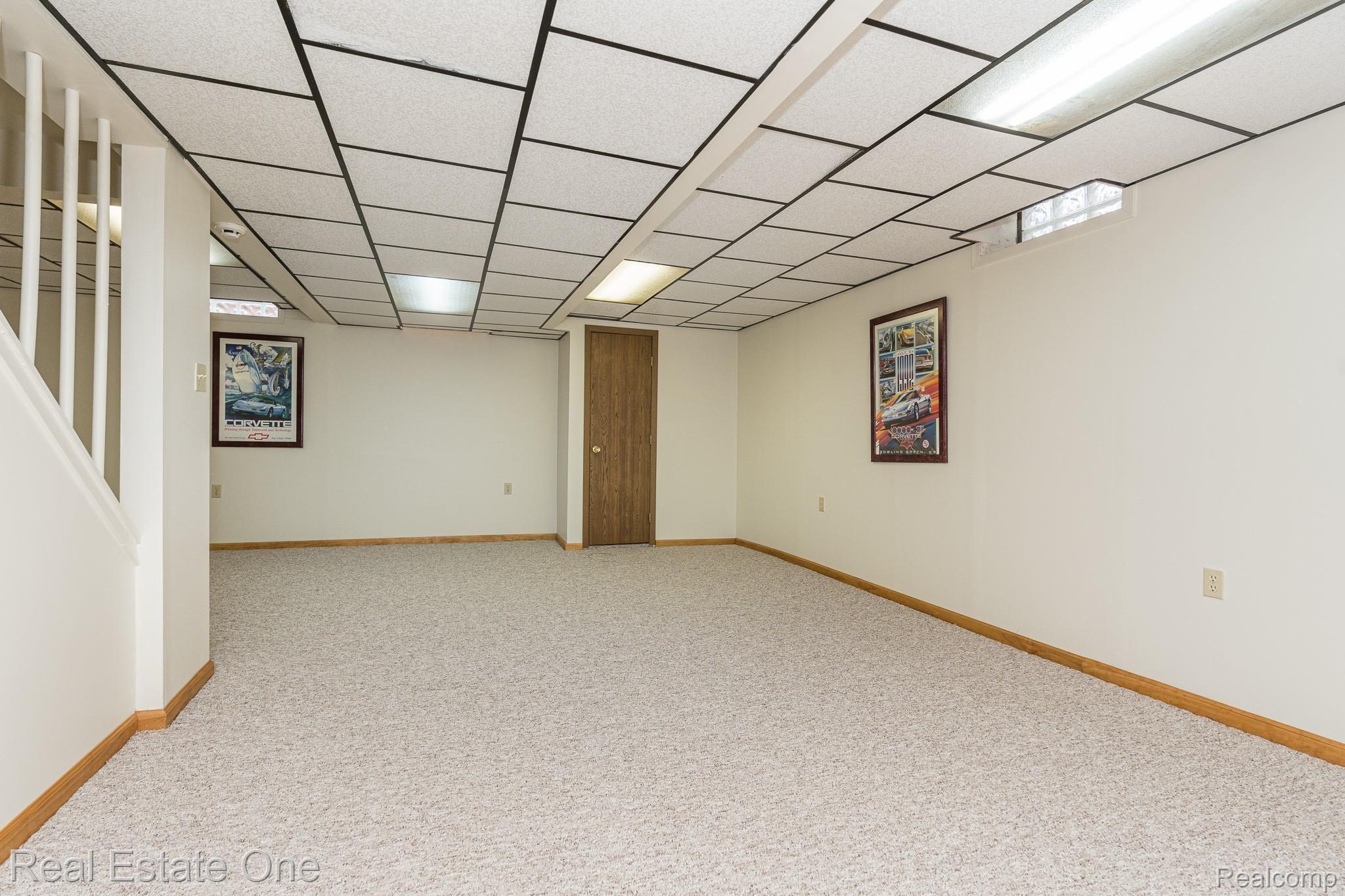 3400 Edmunton Drive Rochester, MI 48306 - Photo 25 of 28 Finished basement