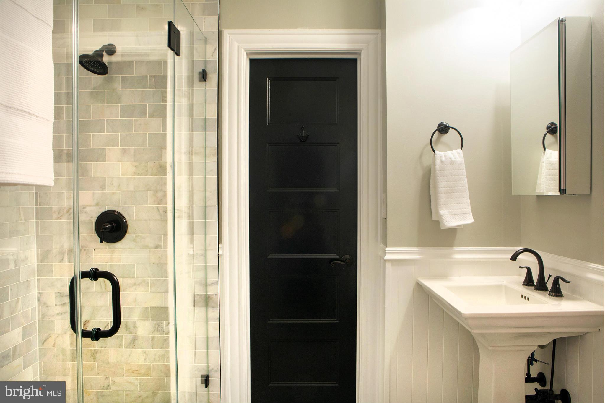 407 Independence Avenue Southeast Washington, DC 20003 - Photo 14 of 30 First Floor Master Bath