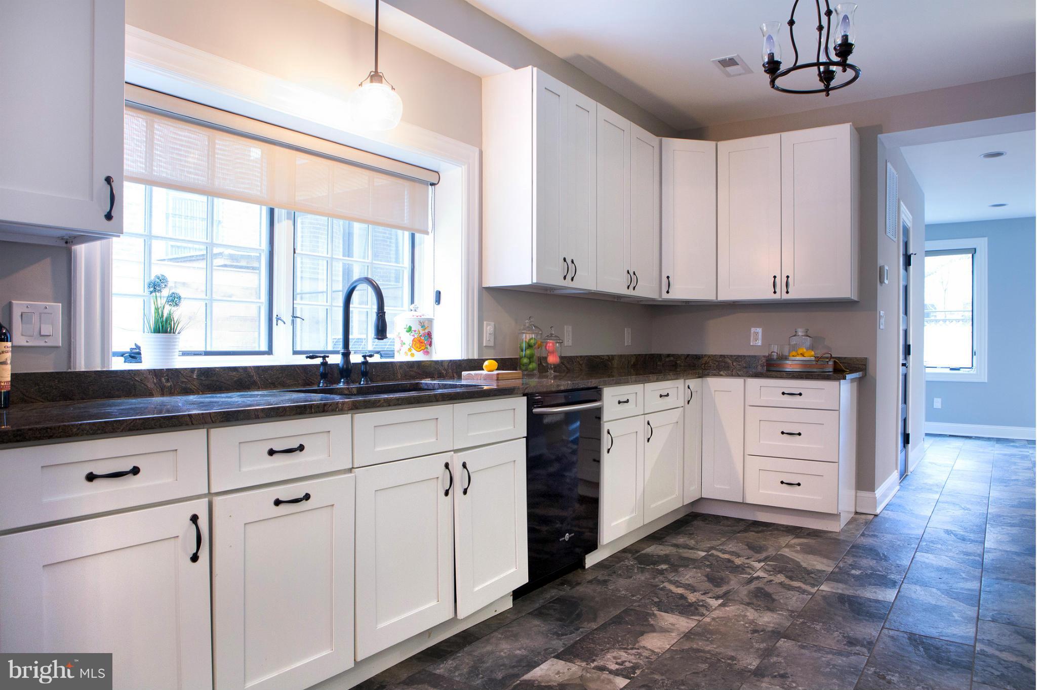 407 Independence Avenue Southeast Washington, DC 20003 - Photo 9 of 30 Kitchen
