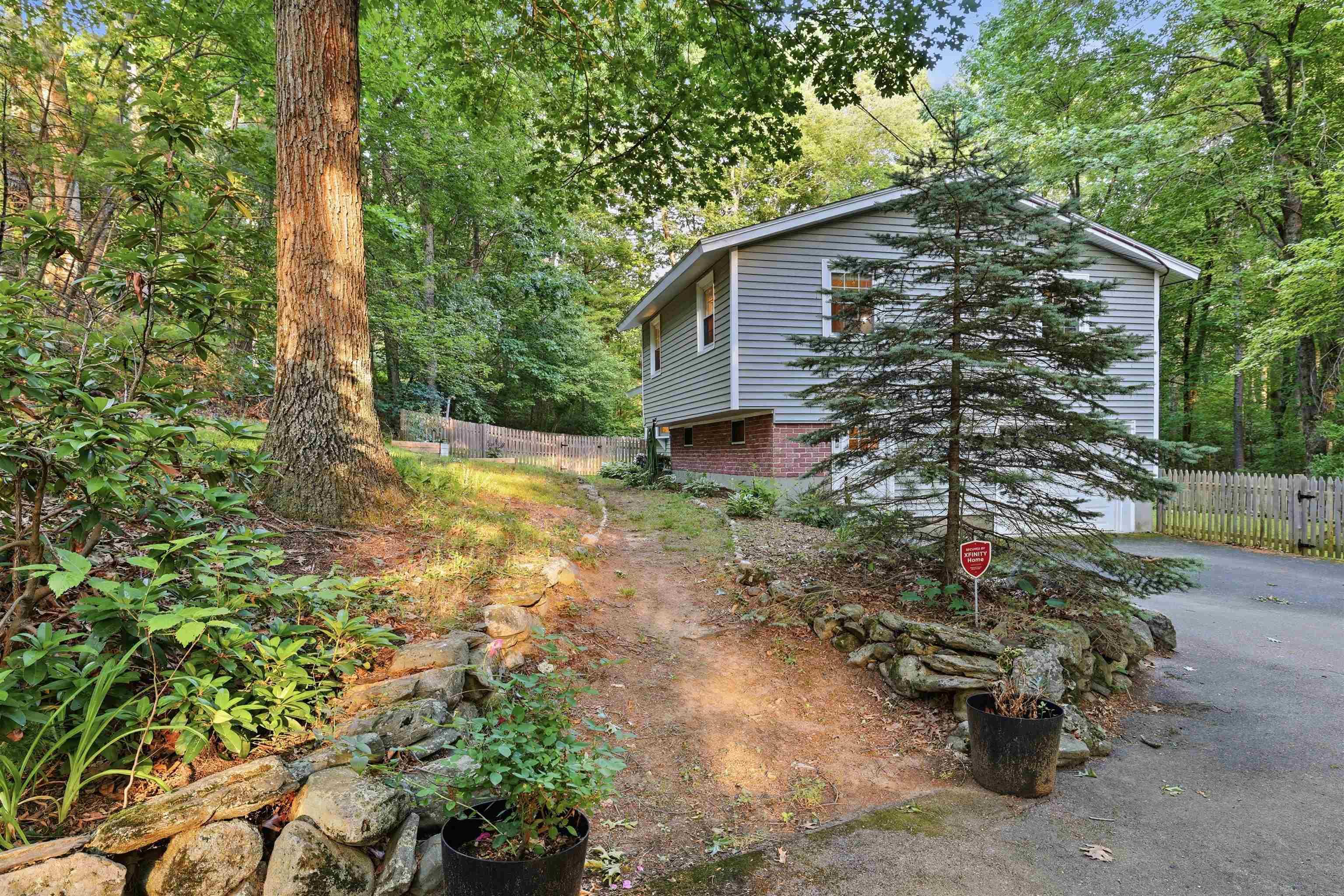 65 Londonderry Road Windham, NH 03087 - Photo 24 of 34