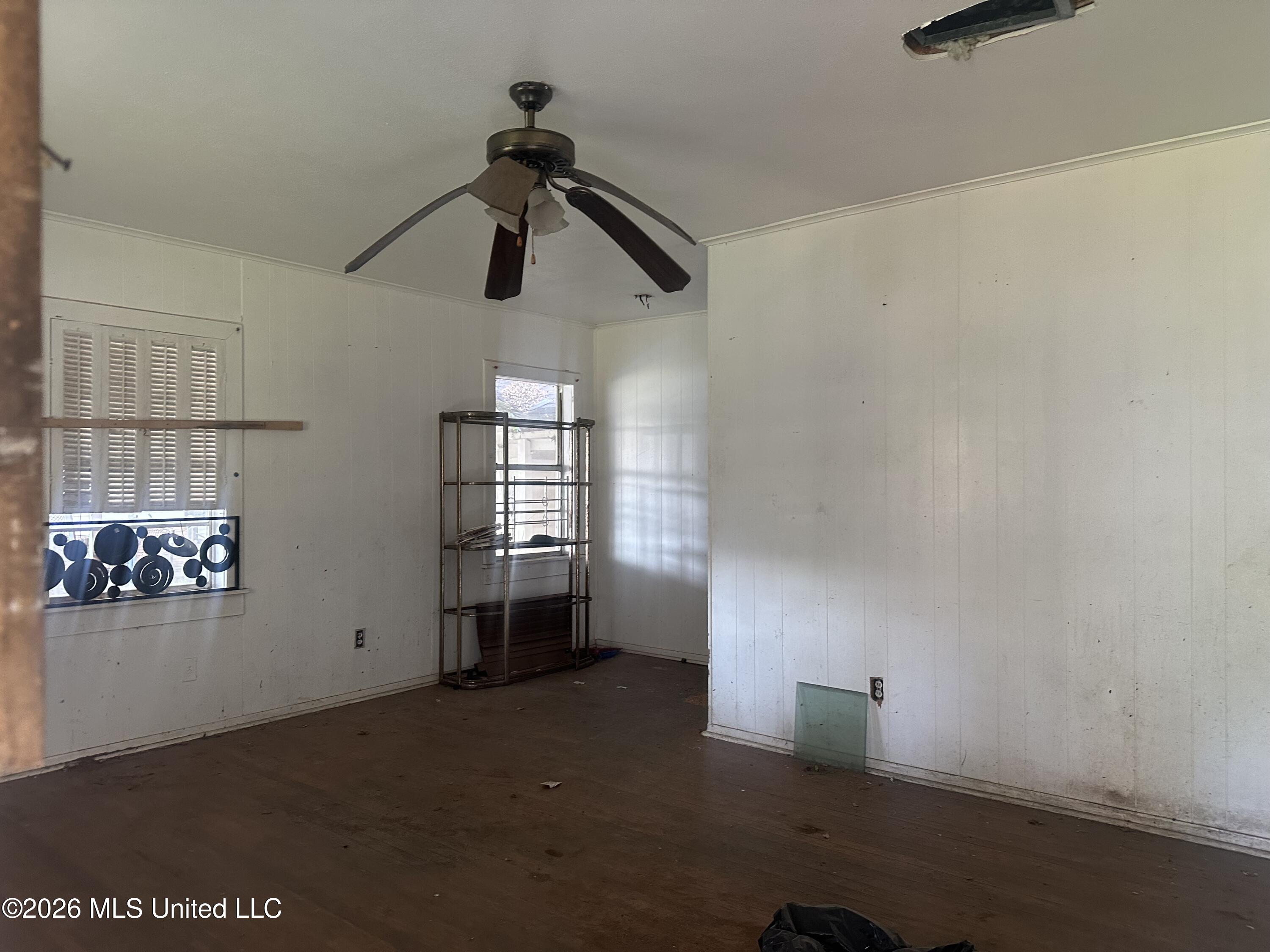 224 Hartfield Street Jackson, MS 39216 - Photo 2 of 26 IMG_9534