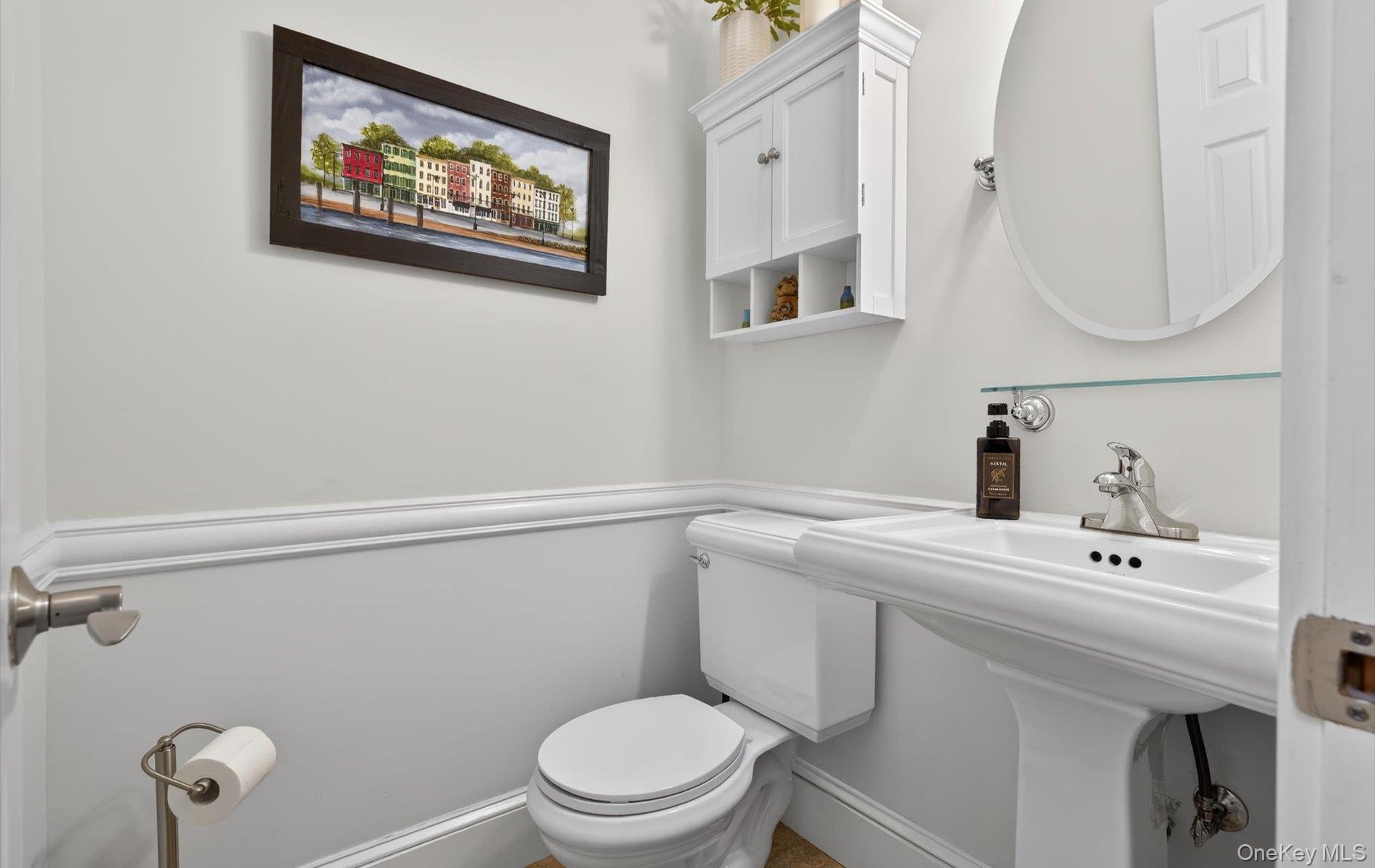 28 Timber Ridge Drive Commack, NY 11725 - Photo 14 of 44