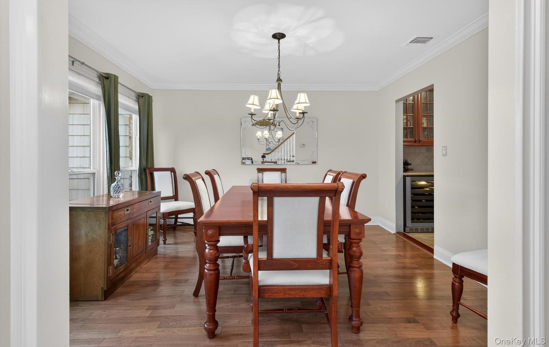 28 Timber Ridge Drive Commack, NY 11725 - Photo 7 of 44