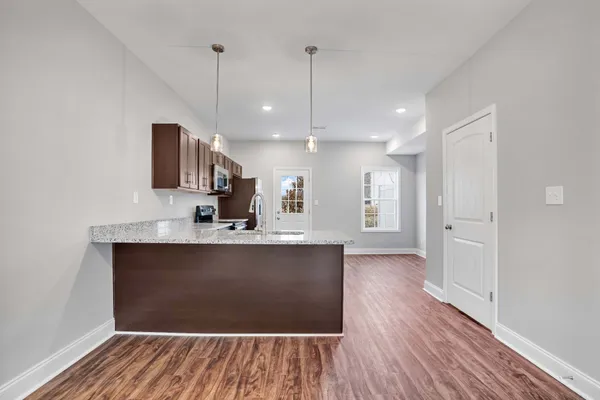 $1,400 | 541 New S Drive, Unit 407, Clarksville, TN 37043