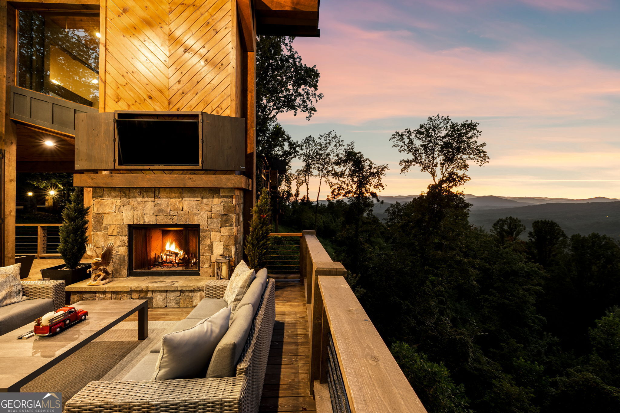 684 Overlook Drive Blue Ridge, GA 30513 - Photo 86 of 101 Gallery Image 86