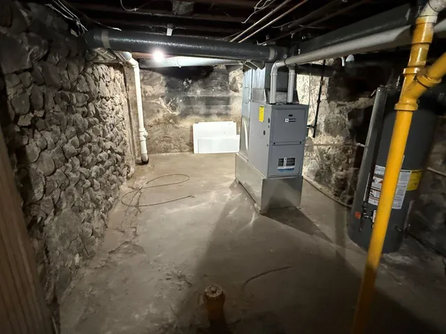 $175,900 | 304 South Main Street, Marion, WI 54950