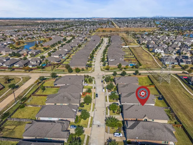 $2,950 | 3307 Primrose Canyon Lane, Pearland, TX 77584