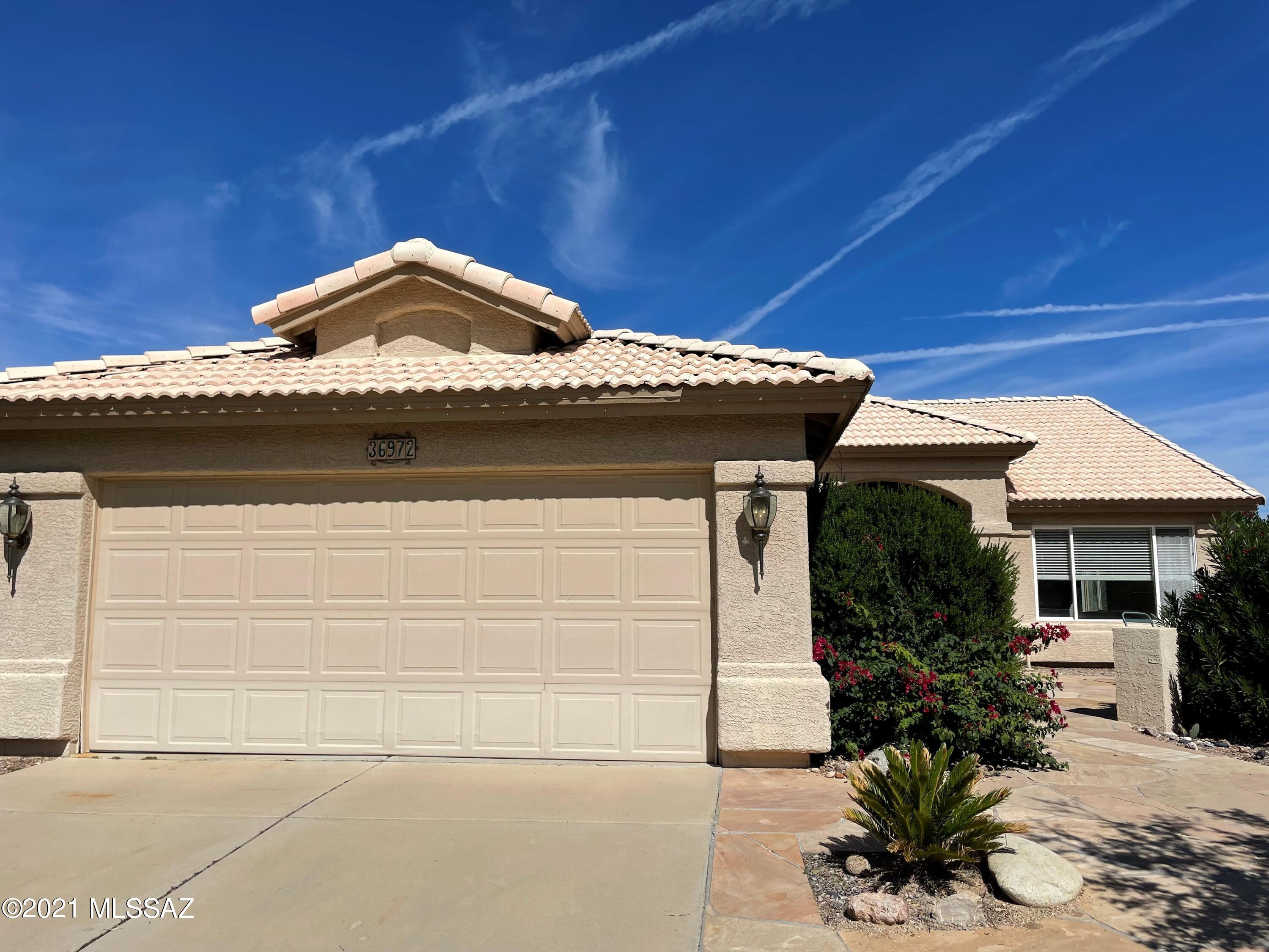36972 South Highland Ridge Drive Tucson, AZ 85739 - Photo 4 of 14