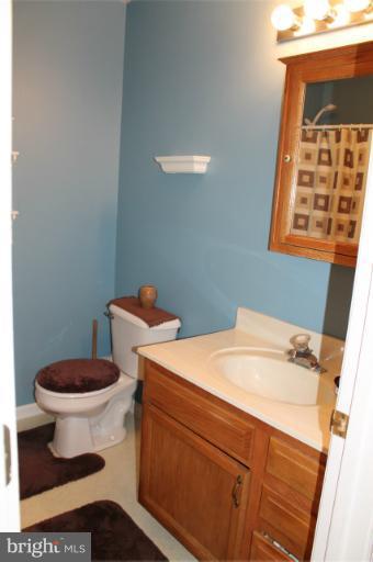 402 North Forrest Street Ranson, WV 25438 - Photo 16 of 30 Bath