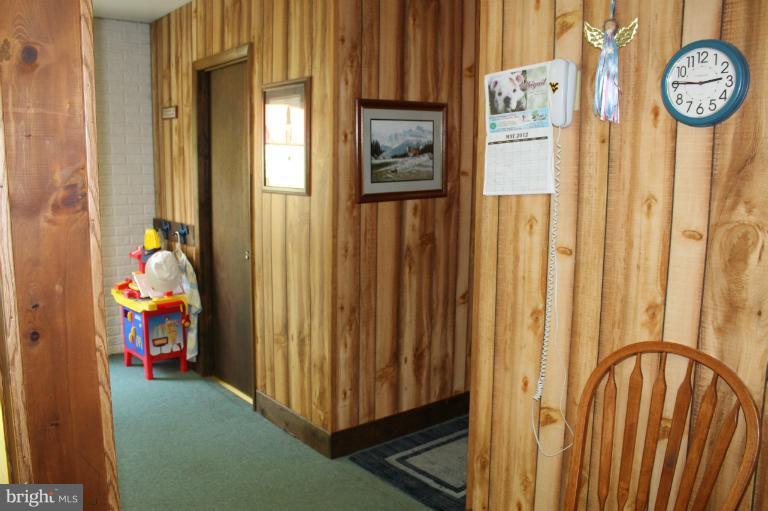 402 North Forrest Street Ranson, WV 25438 - Photo 17 of 30 Family Room