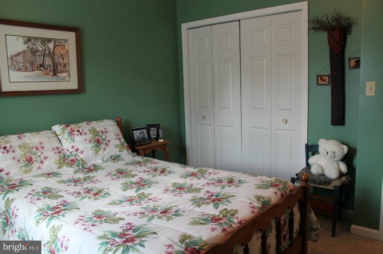 402 North Forrest Street Ranson, WV 25438 - Photo 26 of 30 Bedroom (Master)