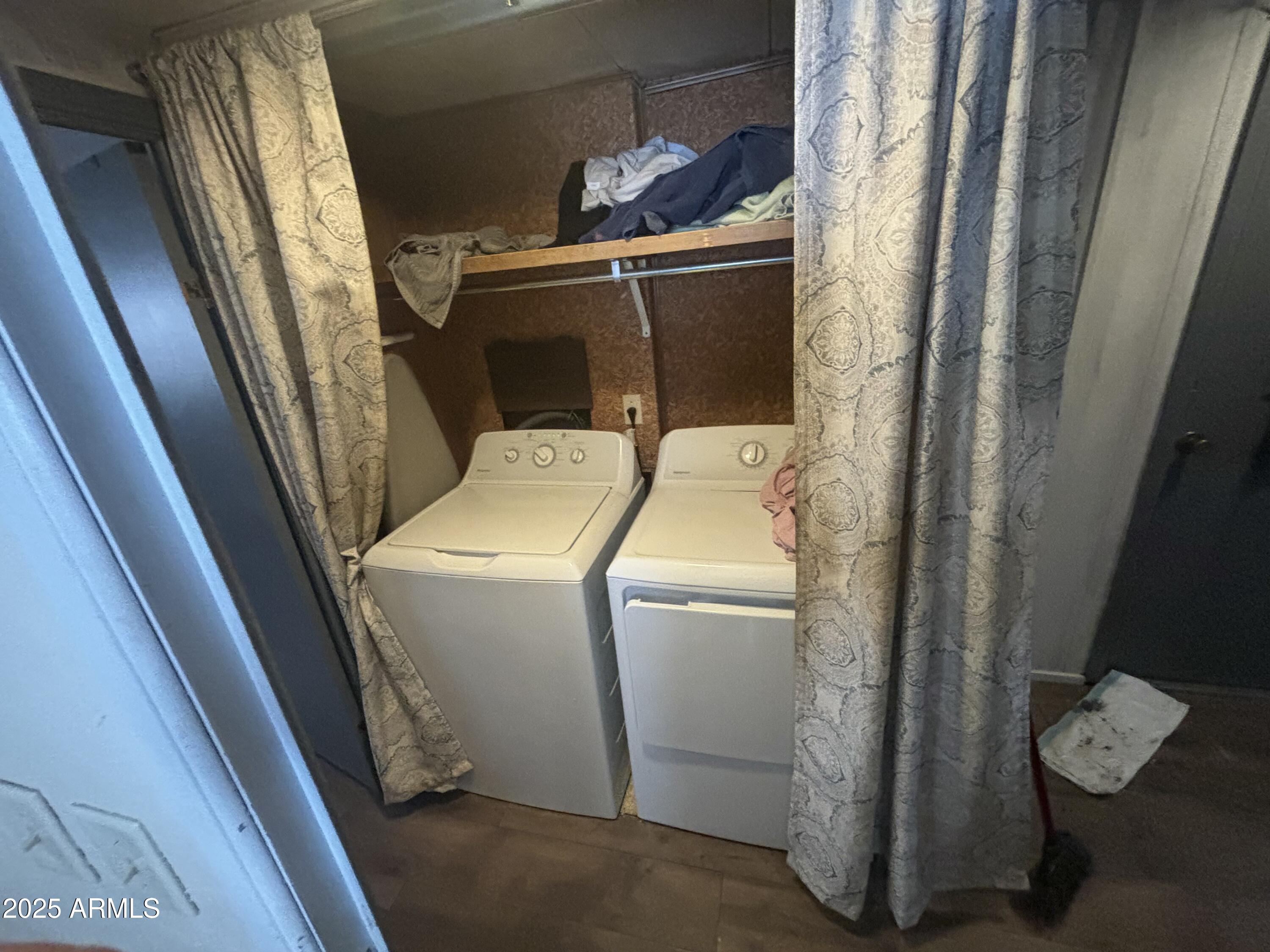 269 North Winchester Road, Unit 7 Apache Junction, AZ 85119 - Photo 15 of 26 a utility room with dryer and washer