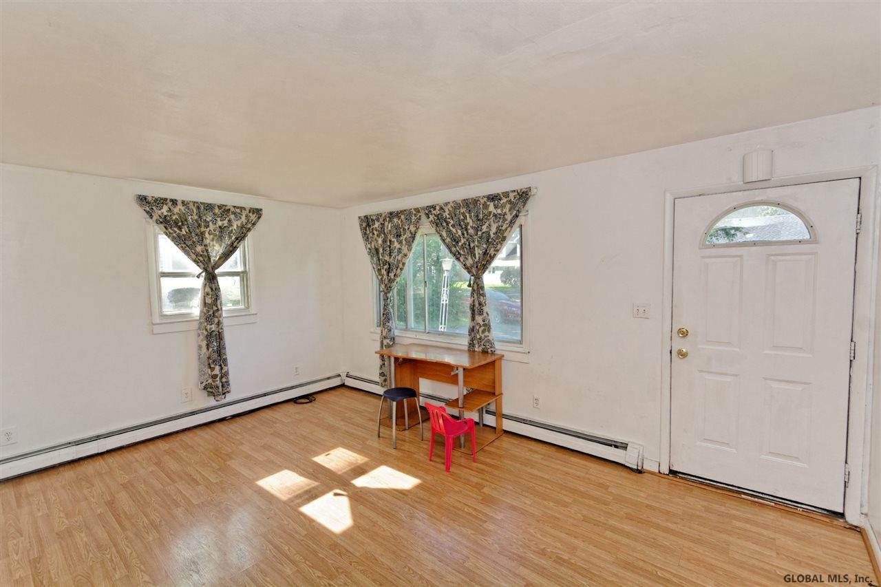 13 Audrey Road Colonie, NY 12110 - Photo 4 of 25 Photo 4