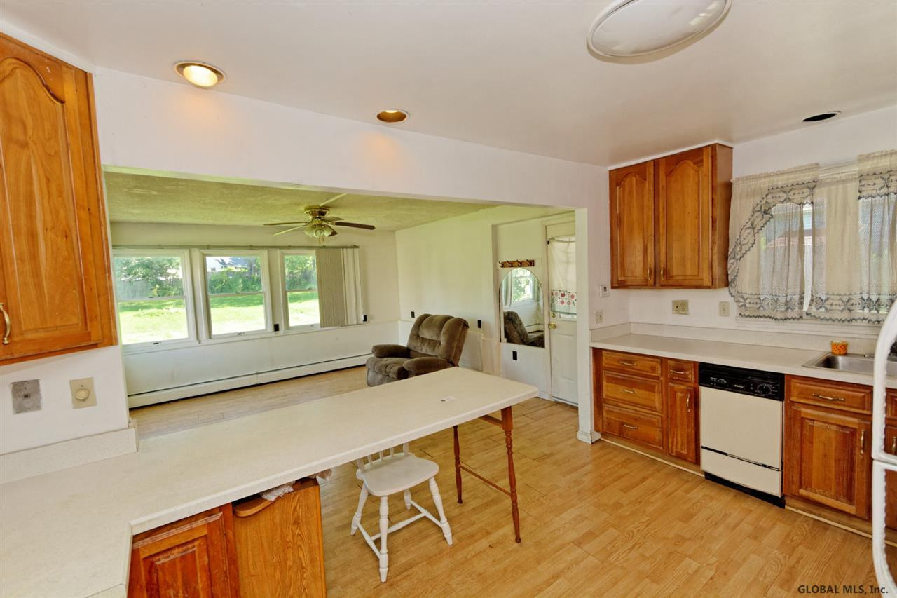 13 Audrey Road Colonie, NY 12110 - Photo 7 of 25 Photo 7