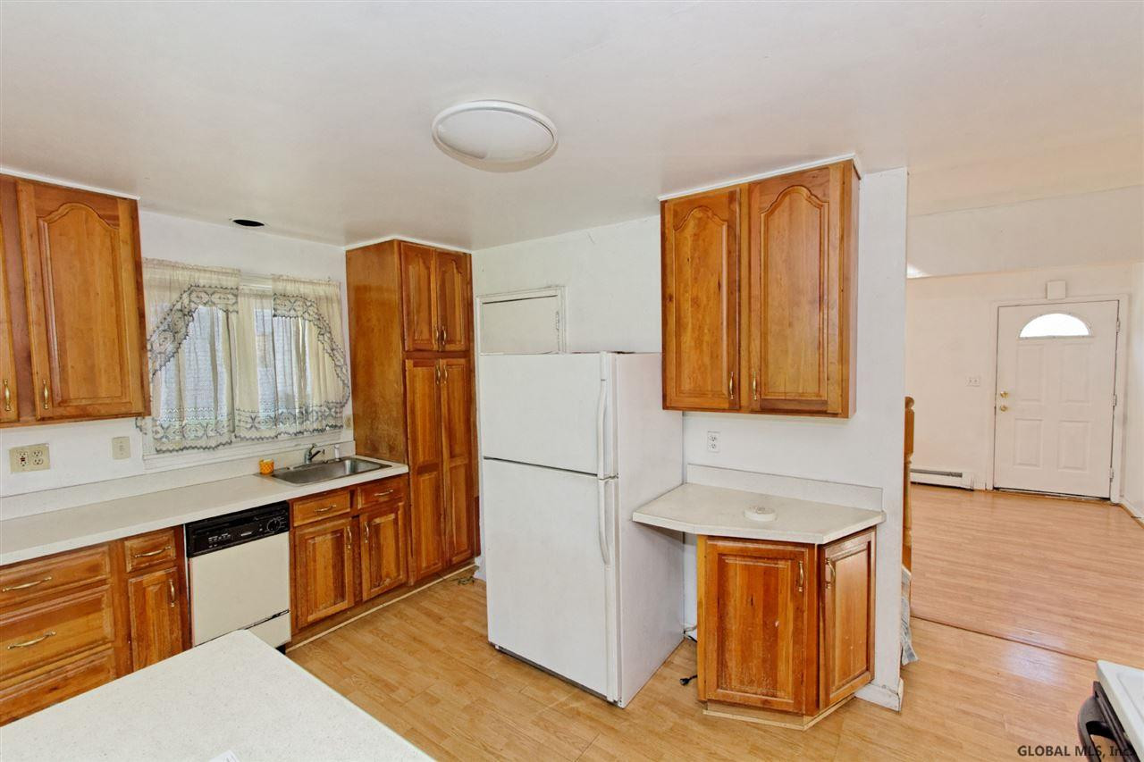 13 Audrey Road Colonie, NY 12110 - Photo 10 of 25 Photo 10