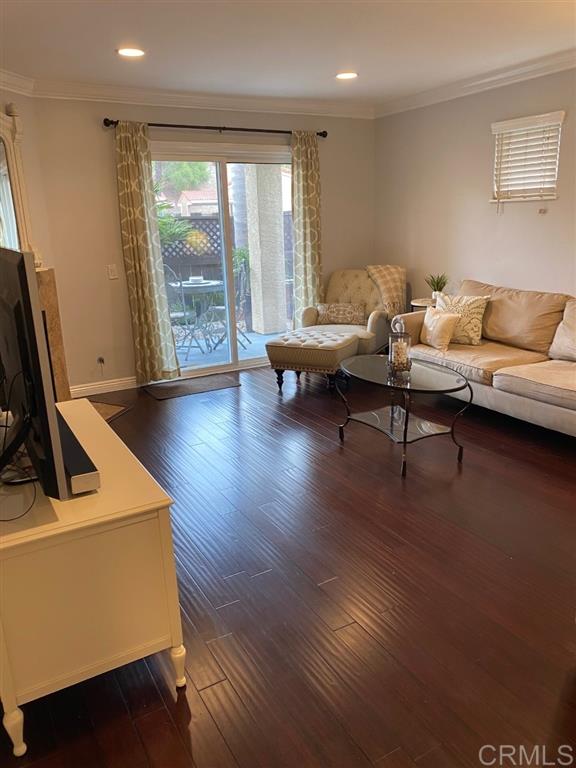 205 Sea Cliff Way Oceanside, CA 92056 - Photo 2 of 14