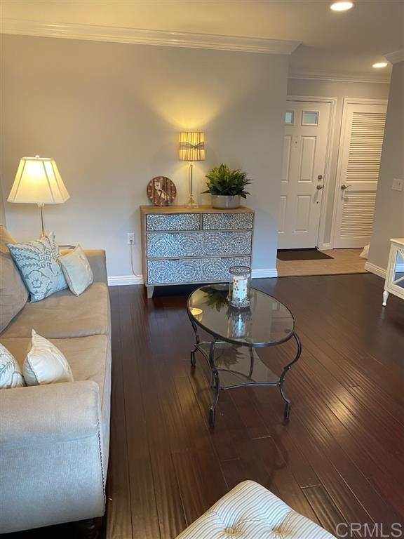 205 Sea Cliff Way Oceanside, CA 92056 - Photo 3 of 14