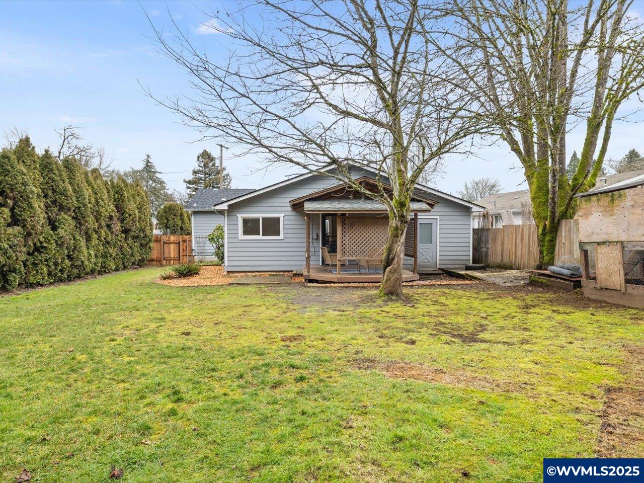 1271 Southwest Hayter Street Dallas, OR 97338 - Photo 35 of 44 Gallery Image 35