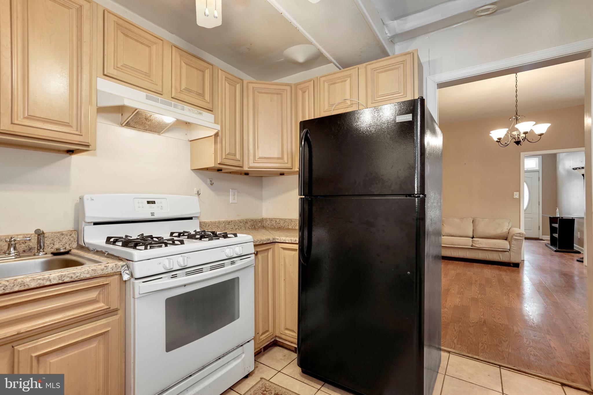 1031 7th Street Northeast Washington, DC 20002 - Photo 8 of 17