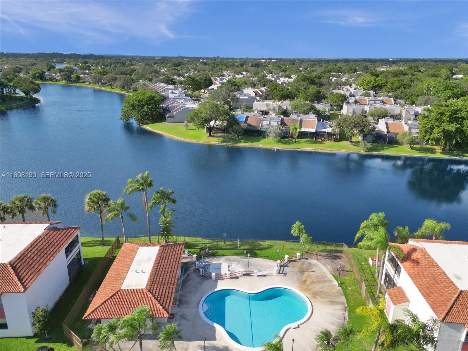 1104 North Hiatus Road, Unit 1104 Pembroke Pines, FL 33026 - Photo 16 of 28