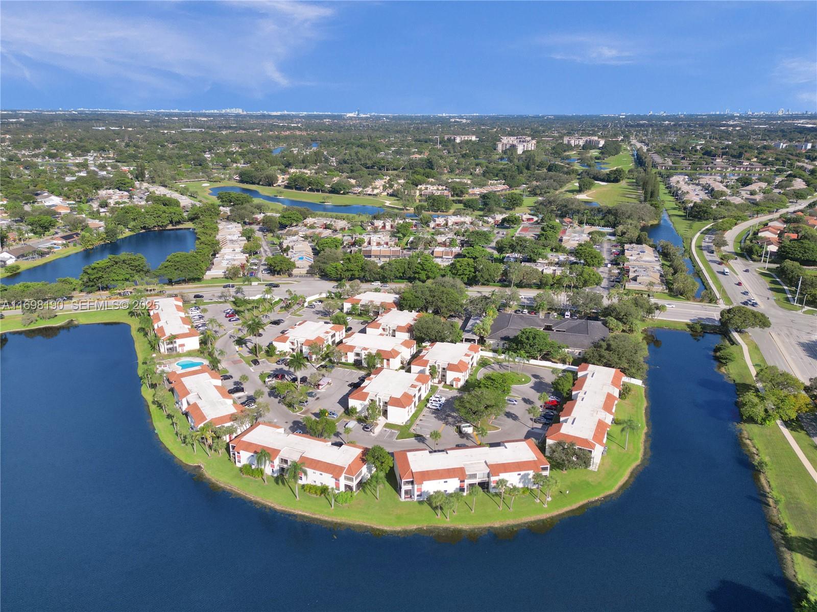 1104 North Hiatus Road, Unit 1104 Pembroke Pines, FL 33026 - Photo 18 of 28