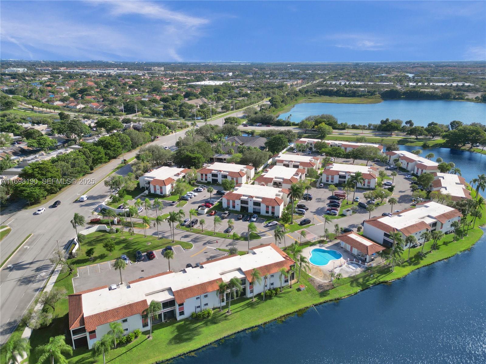 1104 North Hiatus Road, Unit 1104 Pembroke Pines, FL 33026 - Photo 19 of 28