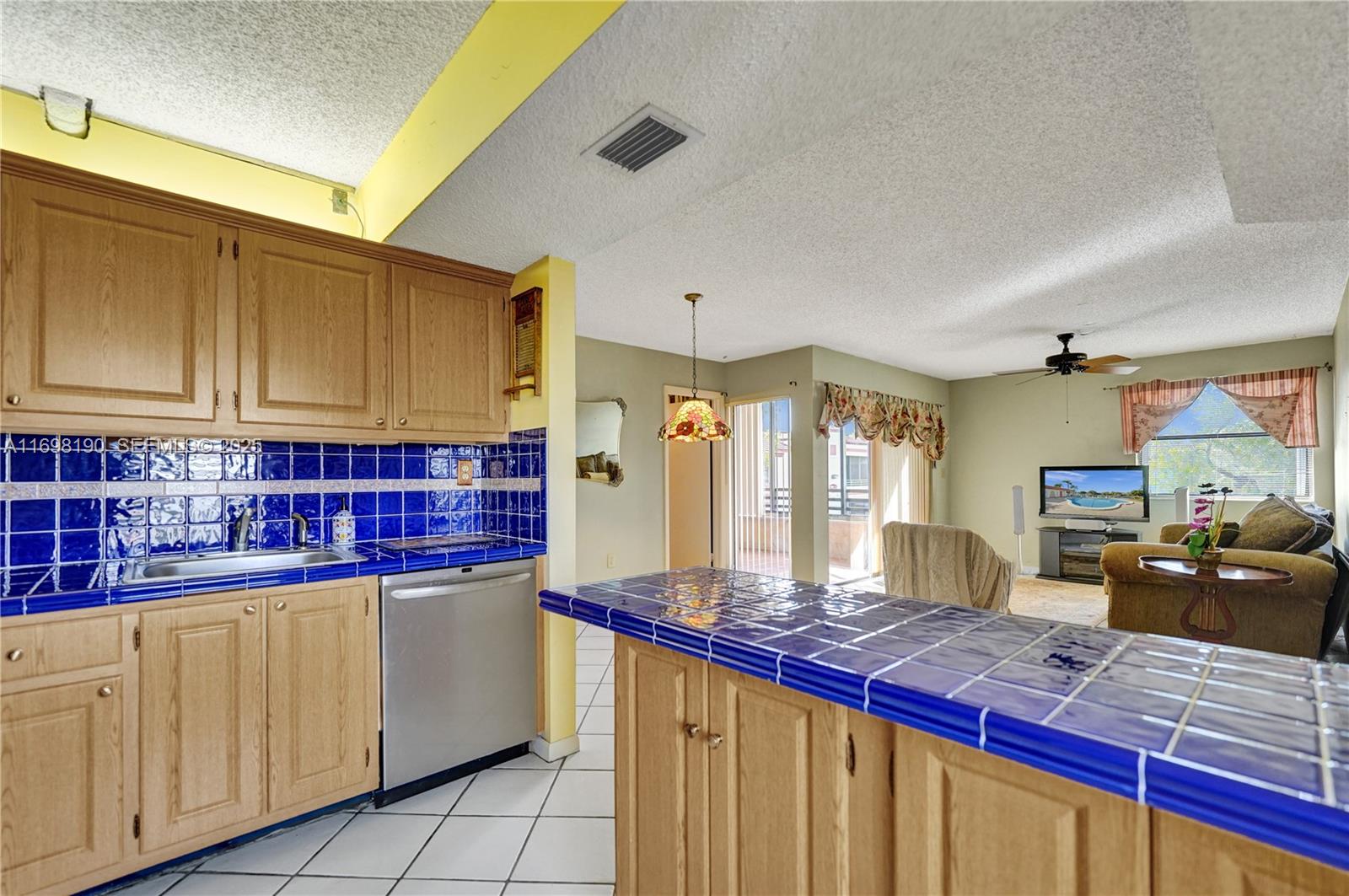 1104 North Hiatus Road, Unit 1104 Pembroke Pines, FL 33026 - Photo 6 of 28