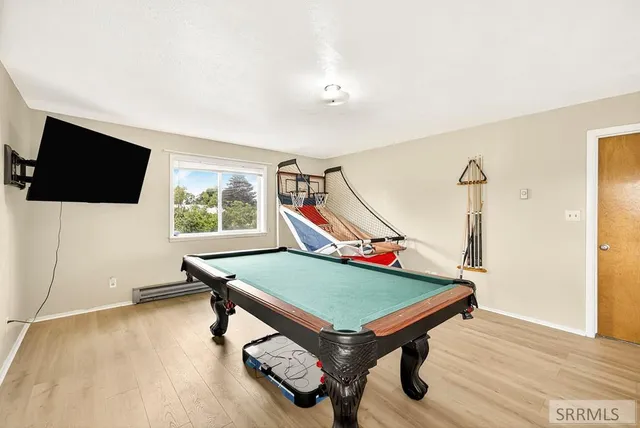 $415,000 | 160 West Oak Street, Shelley, ID 83274