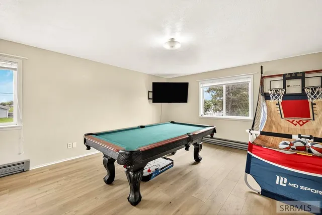 $415,000 | 160 West Oak Street, Shelley, ID 83274