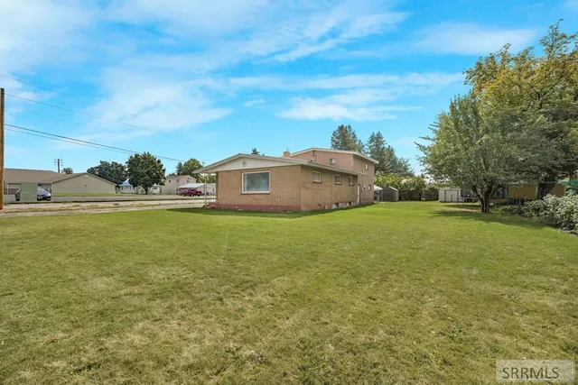 $415,000 | 160 West Oak Street, Shelley, ID 83274