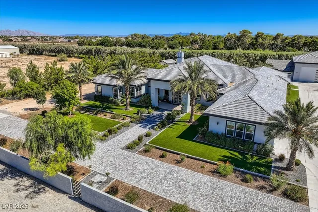 $5,350,000 | 6731 Via Provenza Avenue, Las Vegas, NV 89131