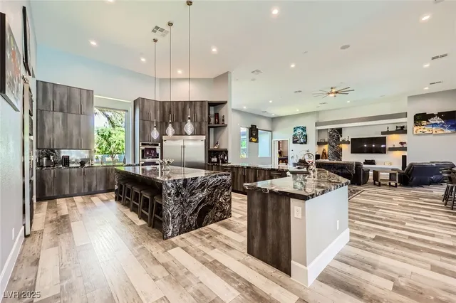 $5,350,000 | 6731 Via Provenza Avenue, Las Vegas, NV 89131