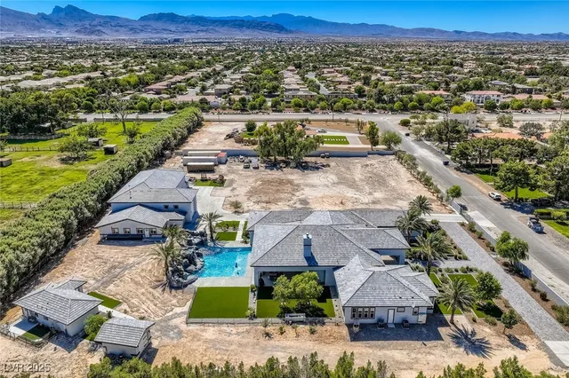 $5,350,000 | 6731 Via Provenza Avenue, Las Vegas, NV 89131