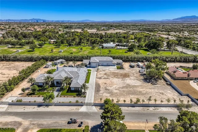 $5,350,000 | 6731 Via Provenza Avenue, Las Vegas, NV 89131
