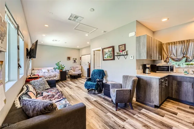 $5,350,000 | 6731 Via Provenza Avenue, Las Vegas, NV 89131