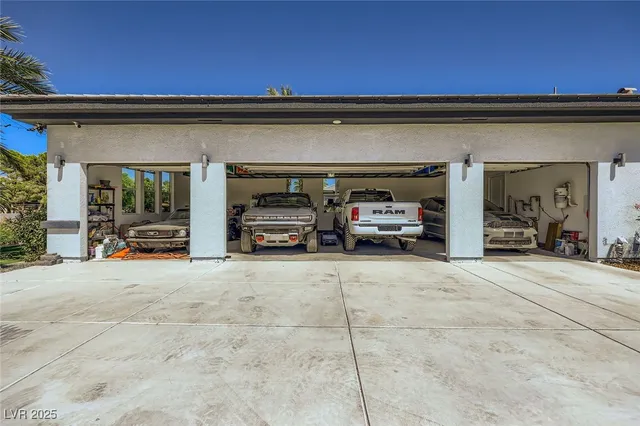 $5,350,000 | 6731 Via Provenza Avenue, Las Vegas, NV 89131