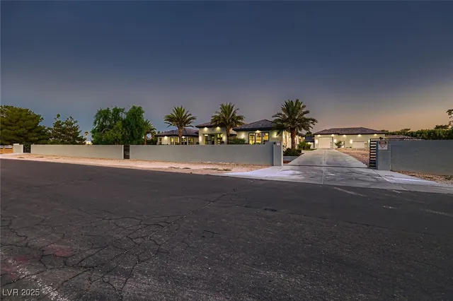 $5,350,000 | 6731 Via Provenza Avenue, Las Vegas, NV 89131