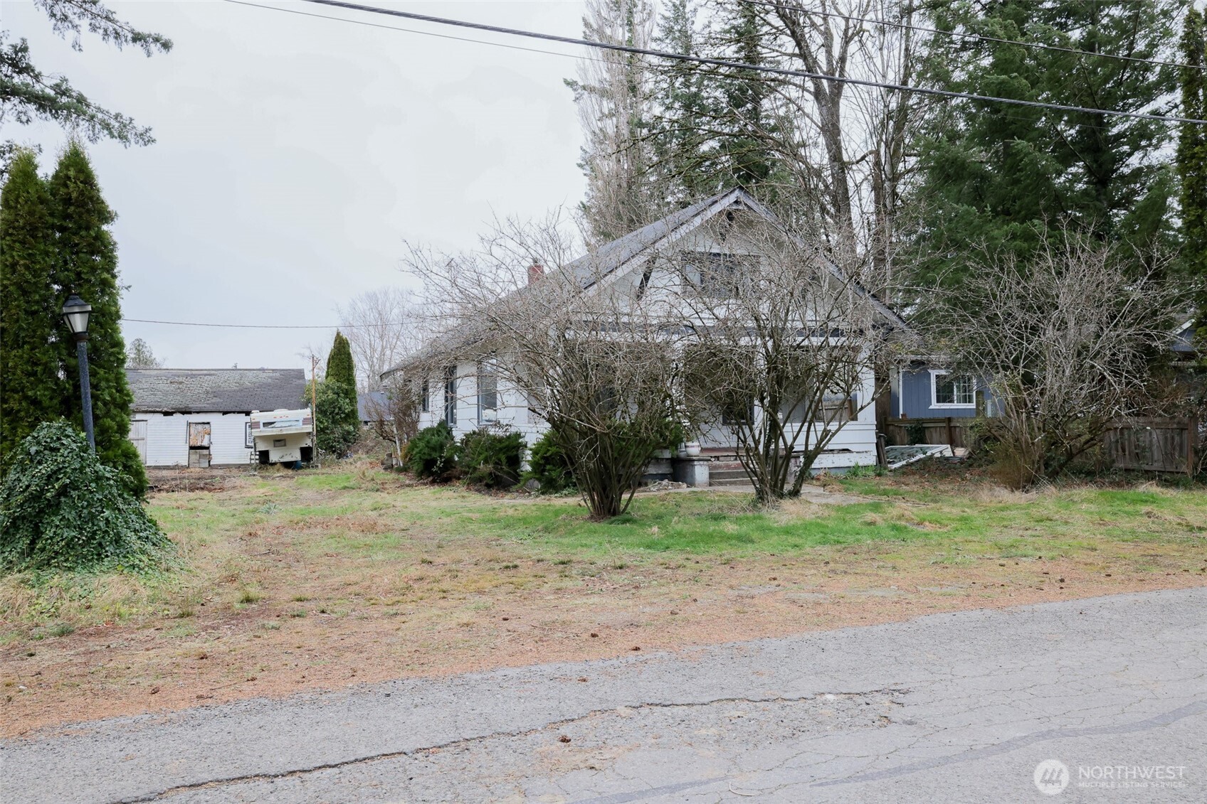 239 6th Street Gold Bar, WA 98251 - Photo 2 of 25