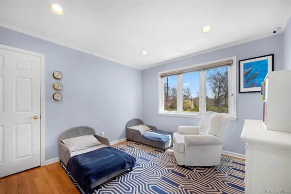 $1,499,000 | 20 Brampton Lane, Great Neck, NY 11023