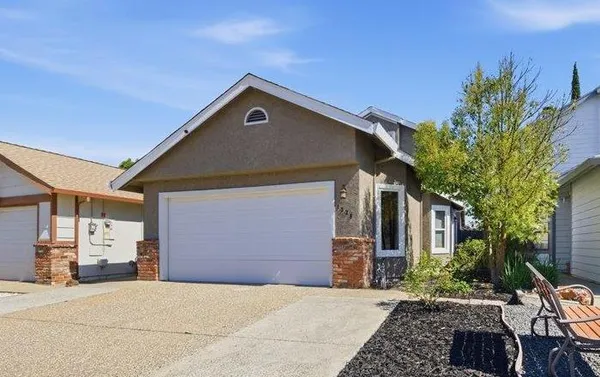 $499,999 | 1328 Hidalgo Circle, Roseville, CA 95747