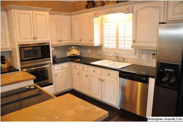 4960 Eagle Crest Road Birmingham, AL 35242 - Photo 7 of 32