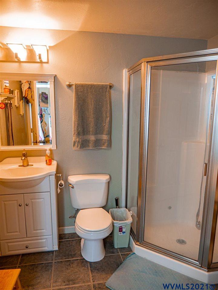 1820 Southwest 17th Avenue Albany, OR 97321 - Photo 12 of 32 Gallery Image 12
