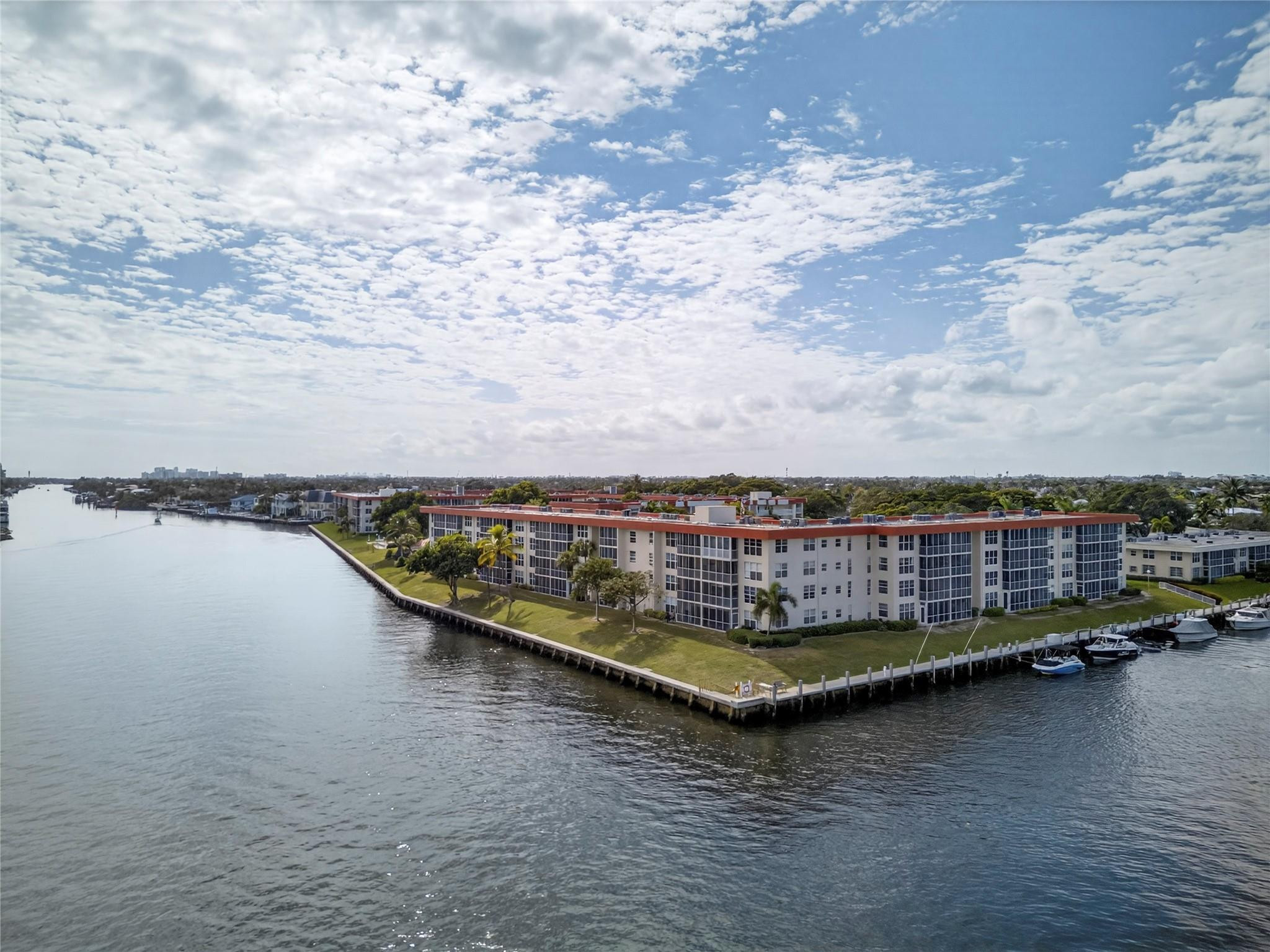 3180 Northeast 48th Court, Unit 412 Lighthouse Point, FL 33064 - Photo 14 of 41 Photo 14