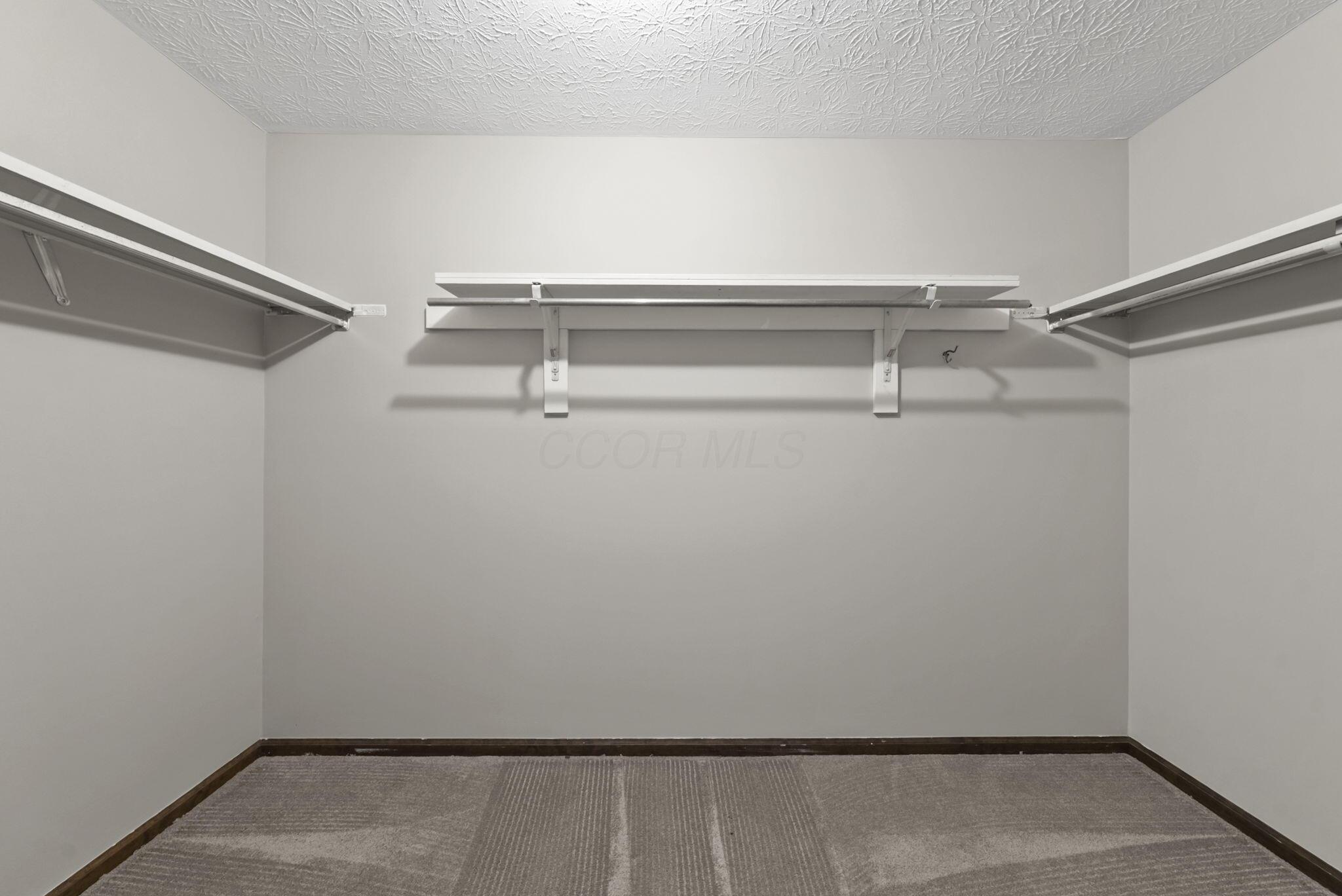 5100 Ranstead Court Columbus, OH 43220 - Photo 25 of 37 25-web-or-mls-DSC02635
